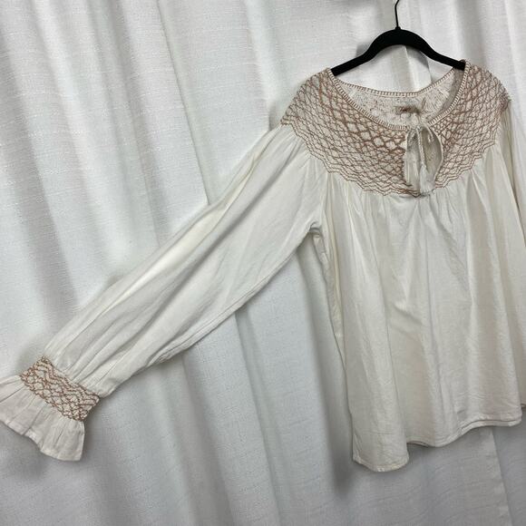 Faherty White Organic Cotton Laura Embroidered Smock Neck Blouse Sz.M NWT - Picture 8 of 16